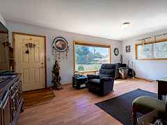 665 E Riverview-4
