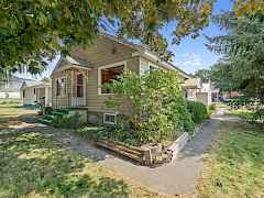 339-S-Walnut-Street-Colville (8)