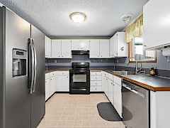 09-505 w court st-chewelah-wa