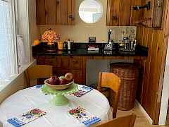 Breakfast nook3 Breakfast nook3