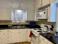 Main kitchen 3 Main kitchen 3