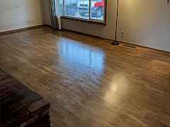 hardwood floor in Living room