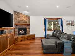 08-103 Crestview Dr-007