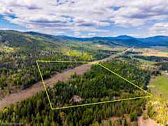 All property lines are approximate