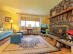 Living Room 1 (1)