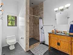 27-3733 sand creek rd-v
